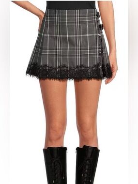 NWOT- Gianni Bini Black Lace-Up Over-the-Knee Boots